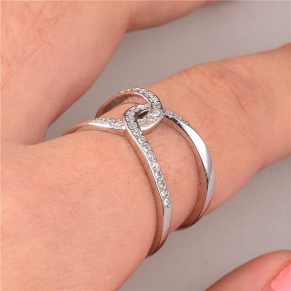 Infinity 925 Silver Ring Round Cut White Sapphire - Picture 2 of 3